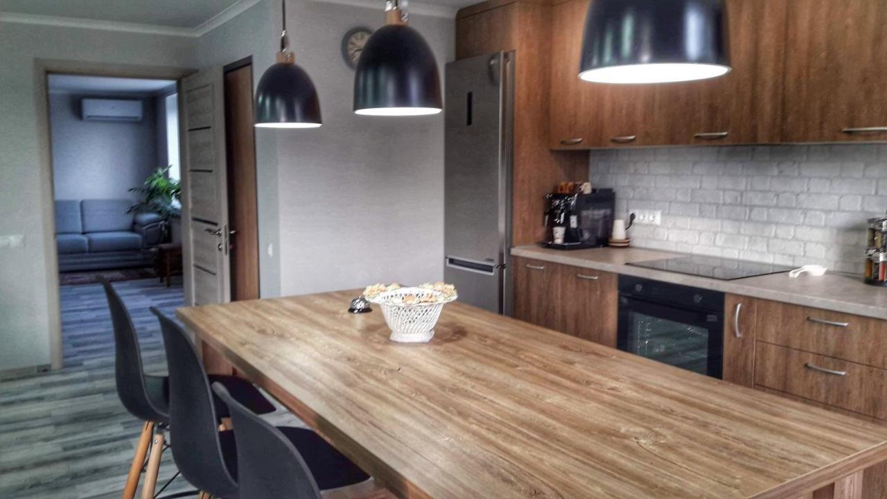 Conacul Mierii Villa Straseni Buitenkant foto
