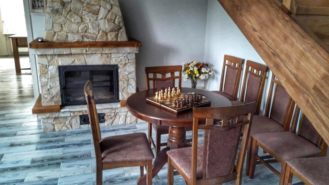 Conacul Mierii Villa Straseni Buitenkant foto